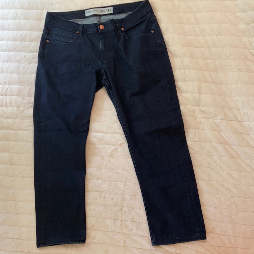 Barbell Apparel Straight Legs Jeans with Stretch